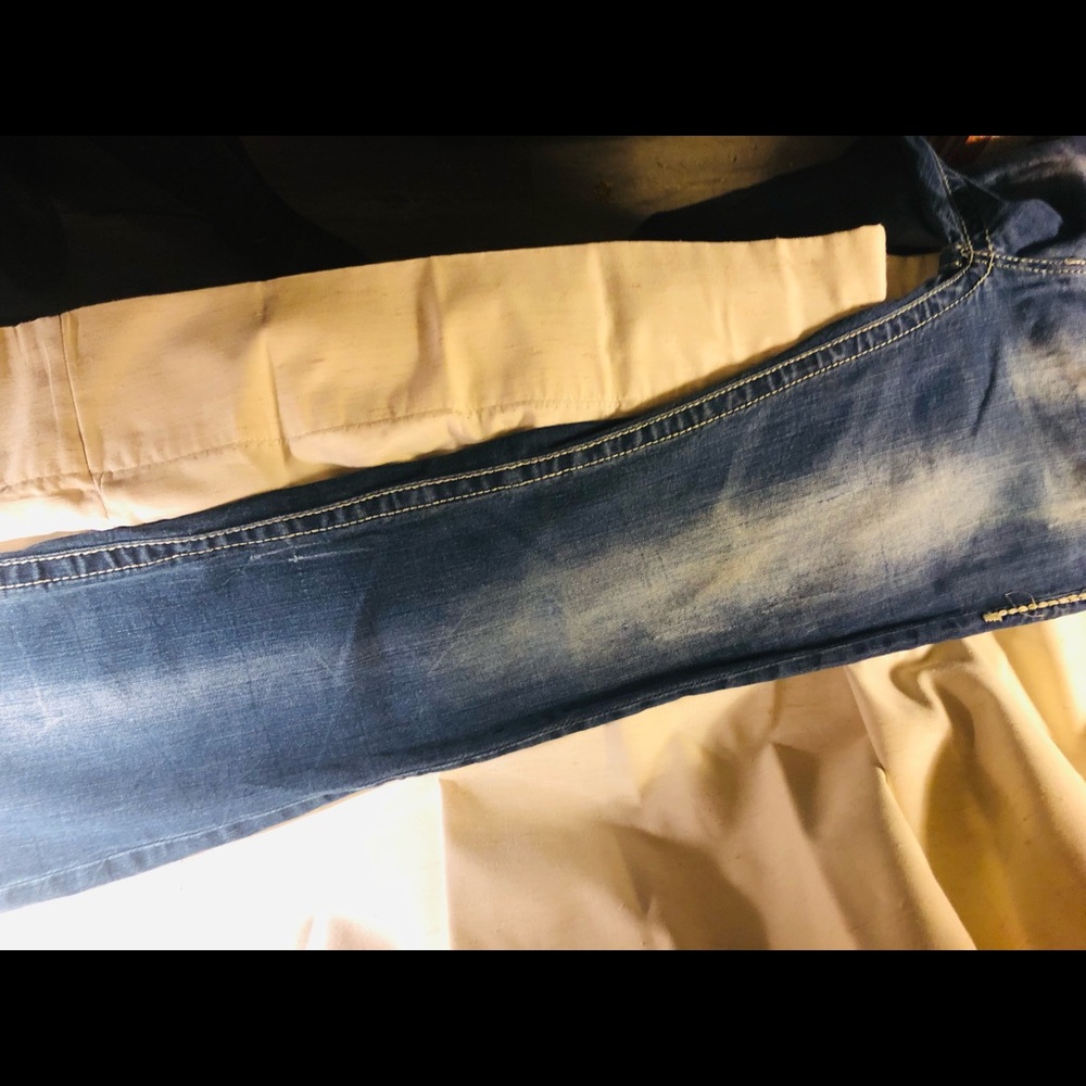 DayTrip Leo Bootcut Distressed Denim Size 27 S - Picture 4 of 6